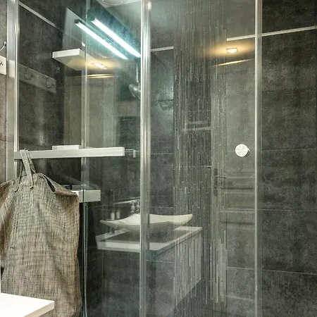 4 Pers Confort Au Coeur Du Village D Parking Gratuit A 100 M *